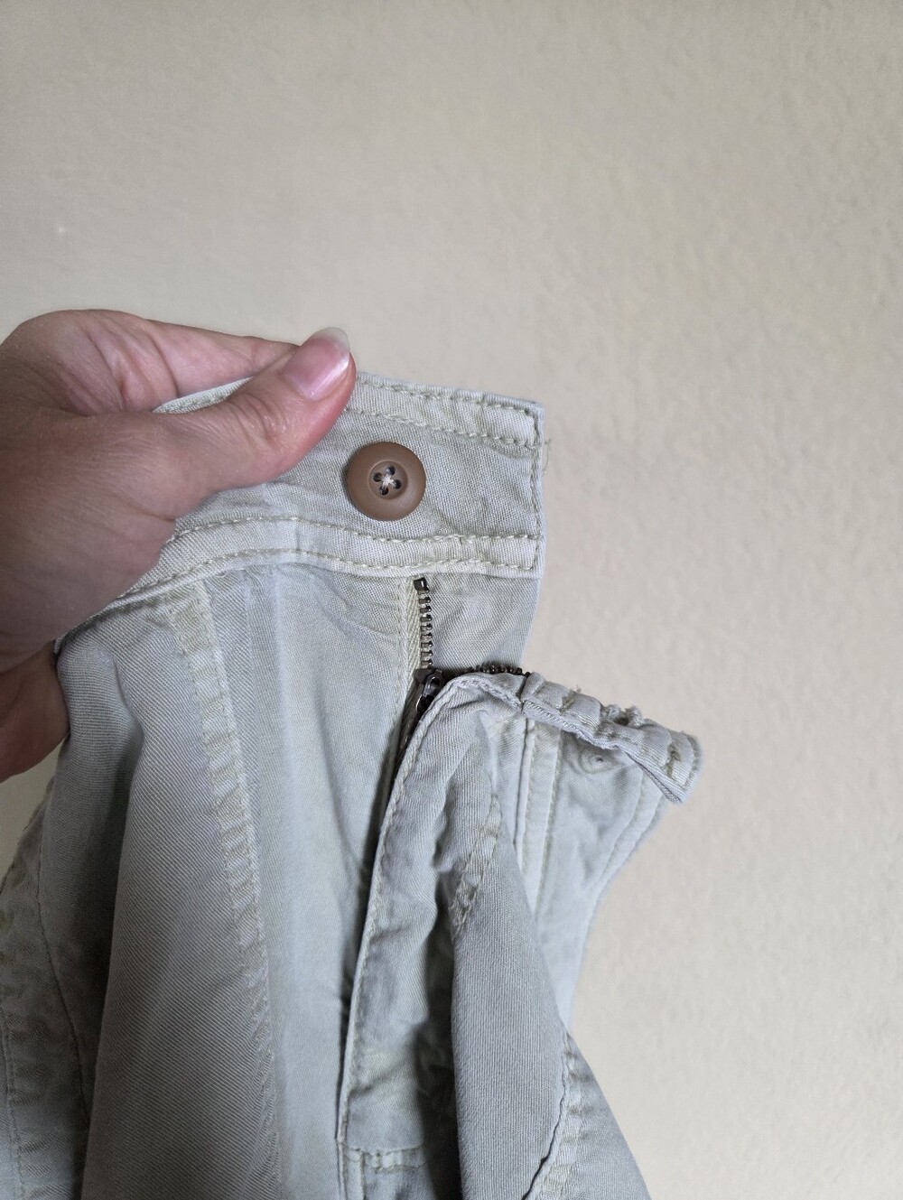 American Eagle Light Sage Green Lyocell Utility Cargo Pants - Picture 9 of 10